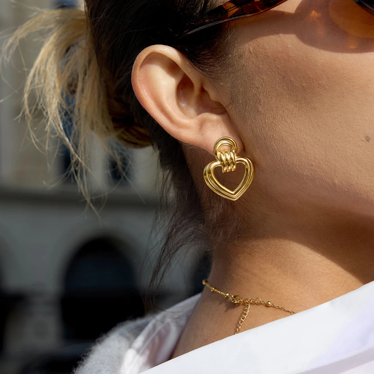 Kika Classic Blocked Heart Shaped Ribbed Color Blocked Earrings