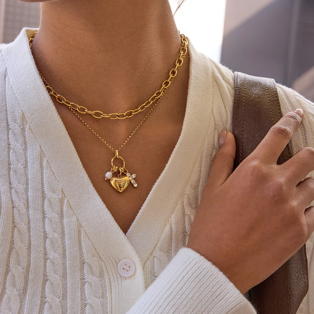 Classic Shape Pendant Necklace