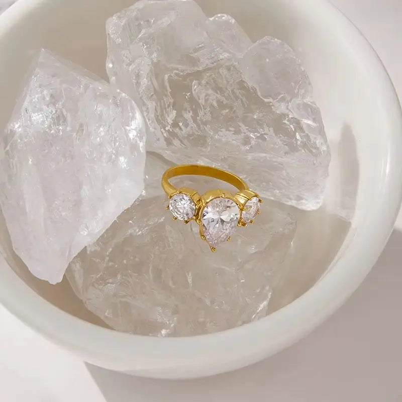 KIKA Classic Three Stone Ring PVD Plated Stainless Steel 316L Hypoallergenic Waterproof