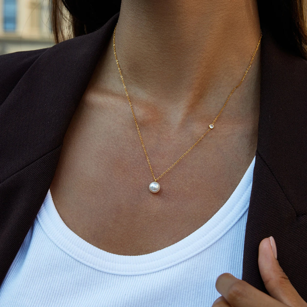 Kika Elegant Pearl Pendant Necklace White Round Zircon