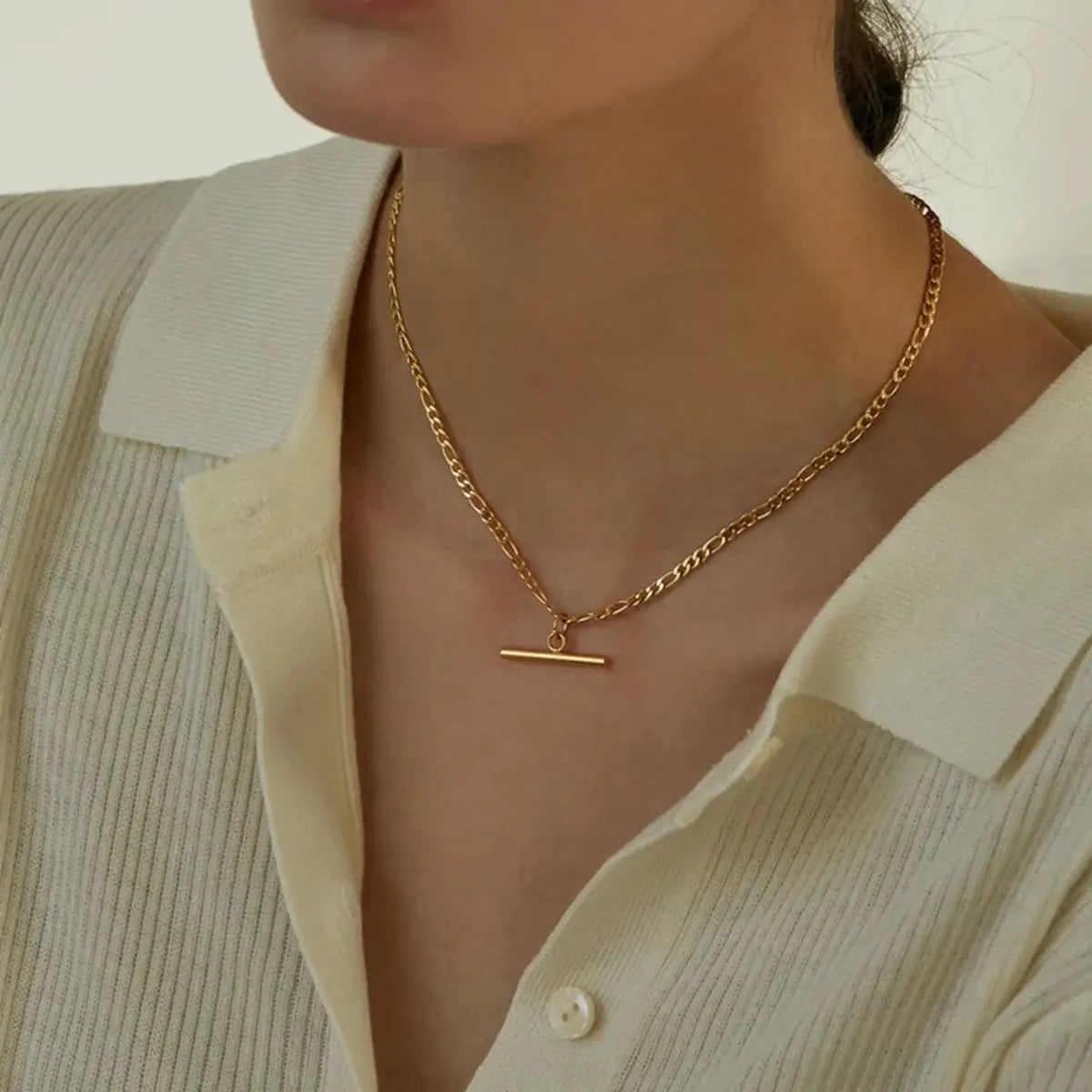 Kika New 18K Gold Color Plating Figaro Cuban Chain T-bar Pendant Necklace