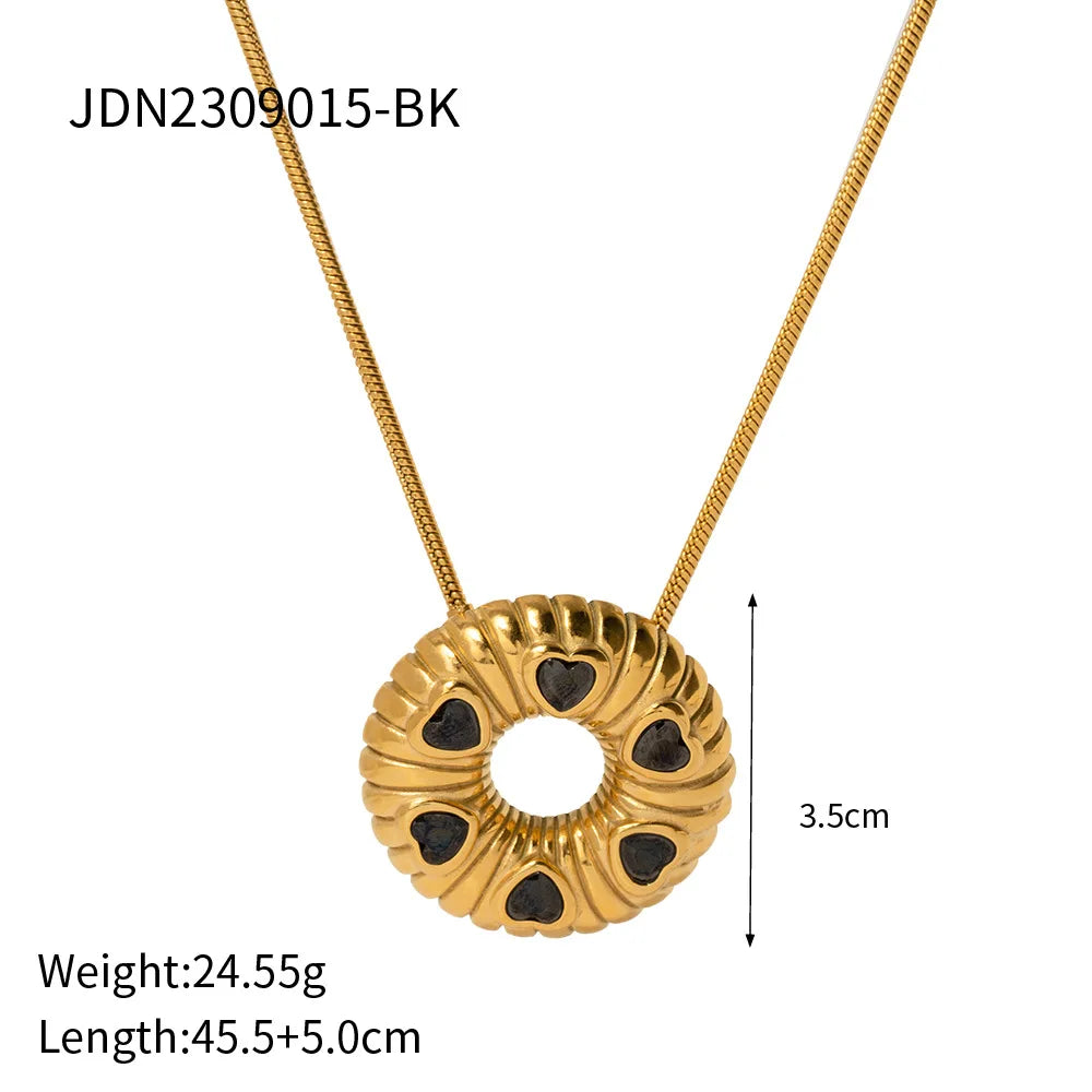 KIKA Classic Geometric Pendant Necklace For Women Minimalist 18K Gold PVD Plated Stainless Steel 316L
