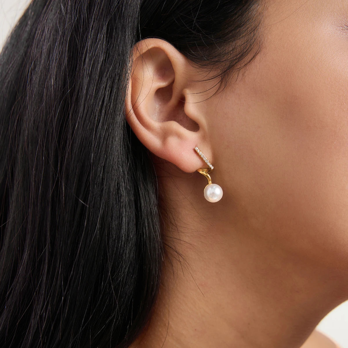 KIKA Elegant Imitation Pearl Spiral Stud Earrings For Women 18K Gold PVD Plated Stainless Steel Earrings Fashion Jewelry Gift