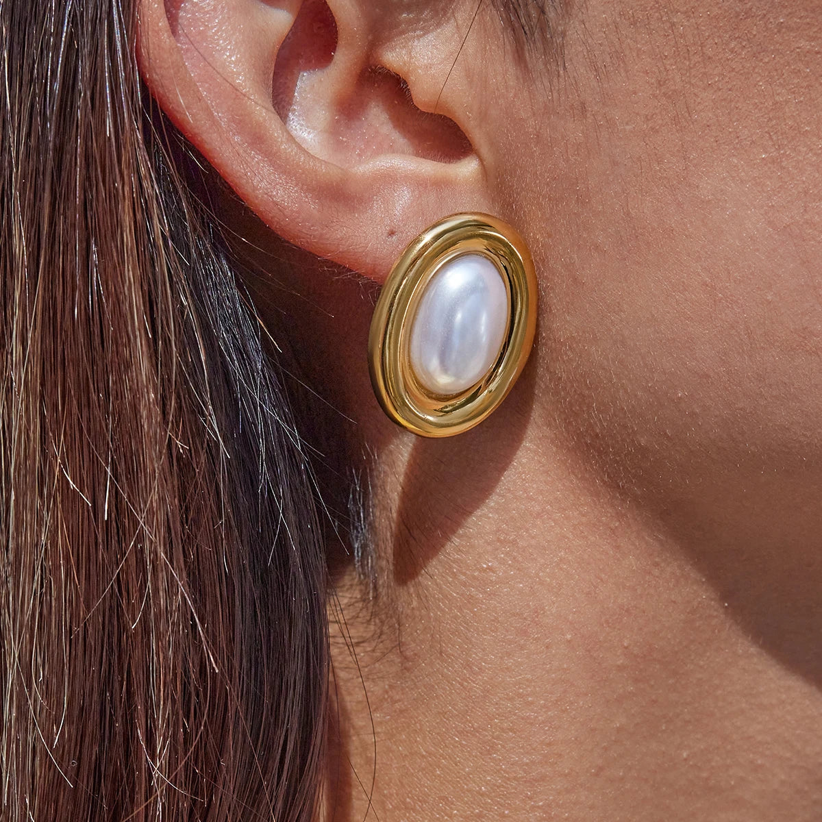 Kika Vintage 18K Gold Color Plated Stainless Steel Oval Pearl Waterproof Ear Studs