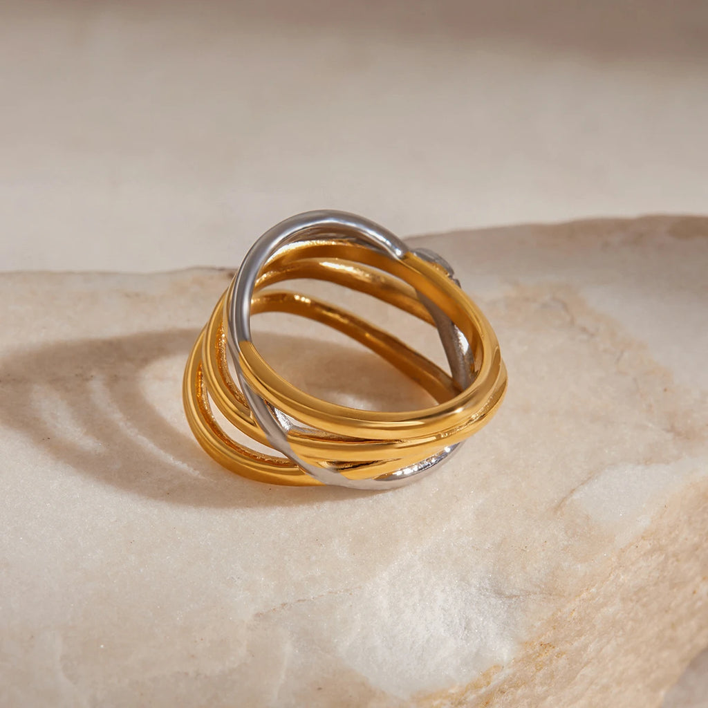 KIKA Minimalist Two Tone Serpentine Ring Stainless Steel 316Le