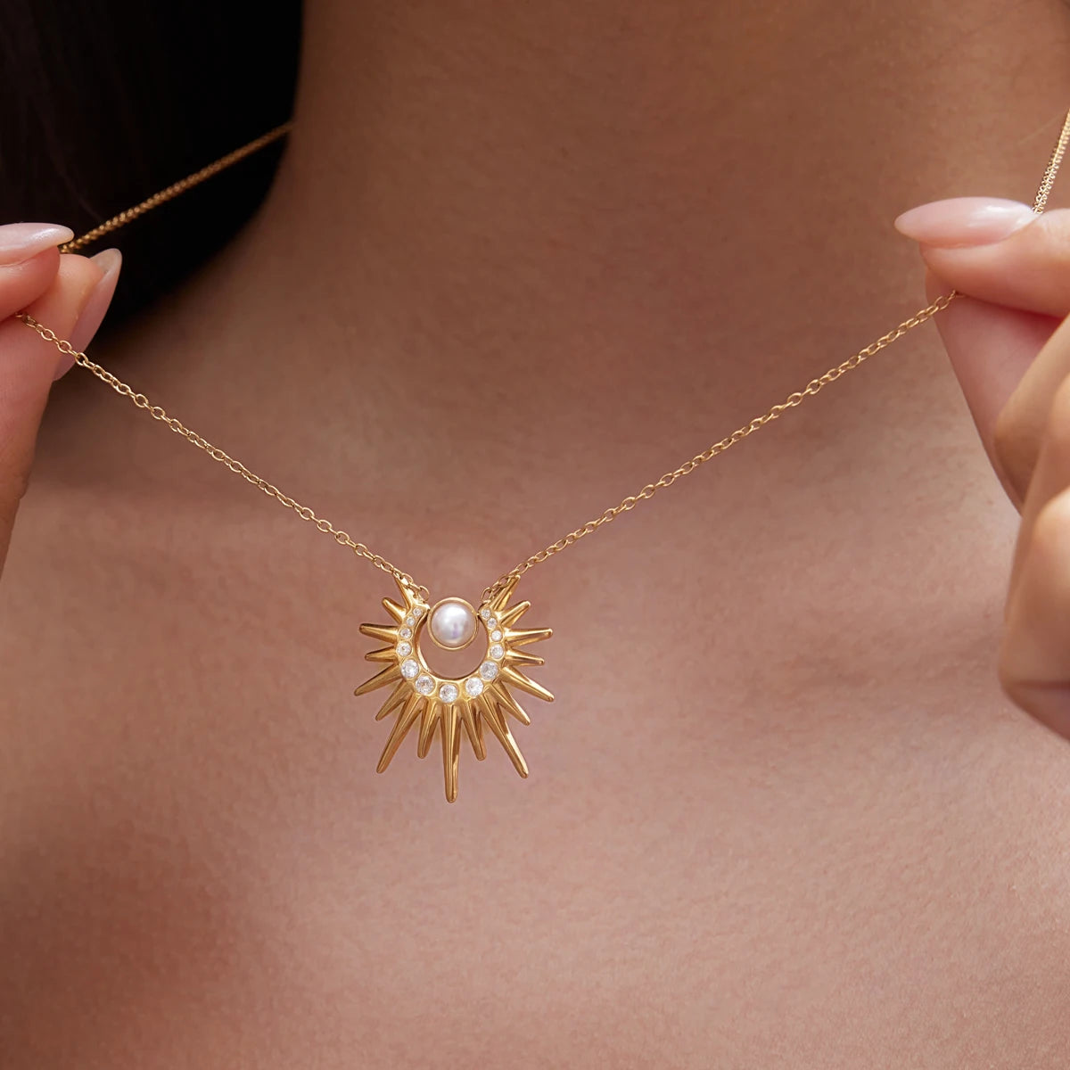Kika Zircon Acrylic Pearl Sun Pendant Necklace Minimalist 18K Gold Plated Stainless Steel 316L