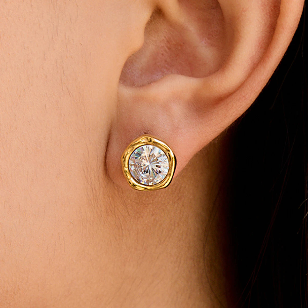 KIKA Simple Classic 18K Gold Color PVD Plated Stainless Steel 316L Round White Zircon Ear Studs