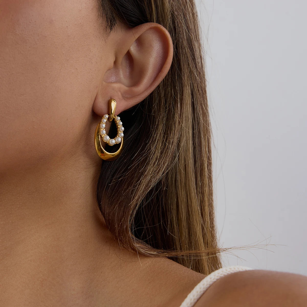 KIKA Fashion Pearl Hollow Door Handle Earrings 18K Gold Color PVD Plated Stainless Steel 316L Oval