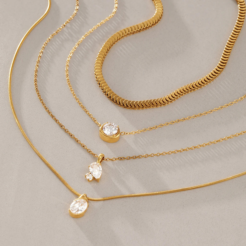 Kika  Classic Geometric Zircon Pendant Necklace Gold PVD Plated Stainless Steel 316L