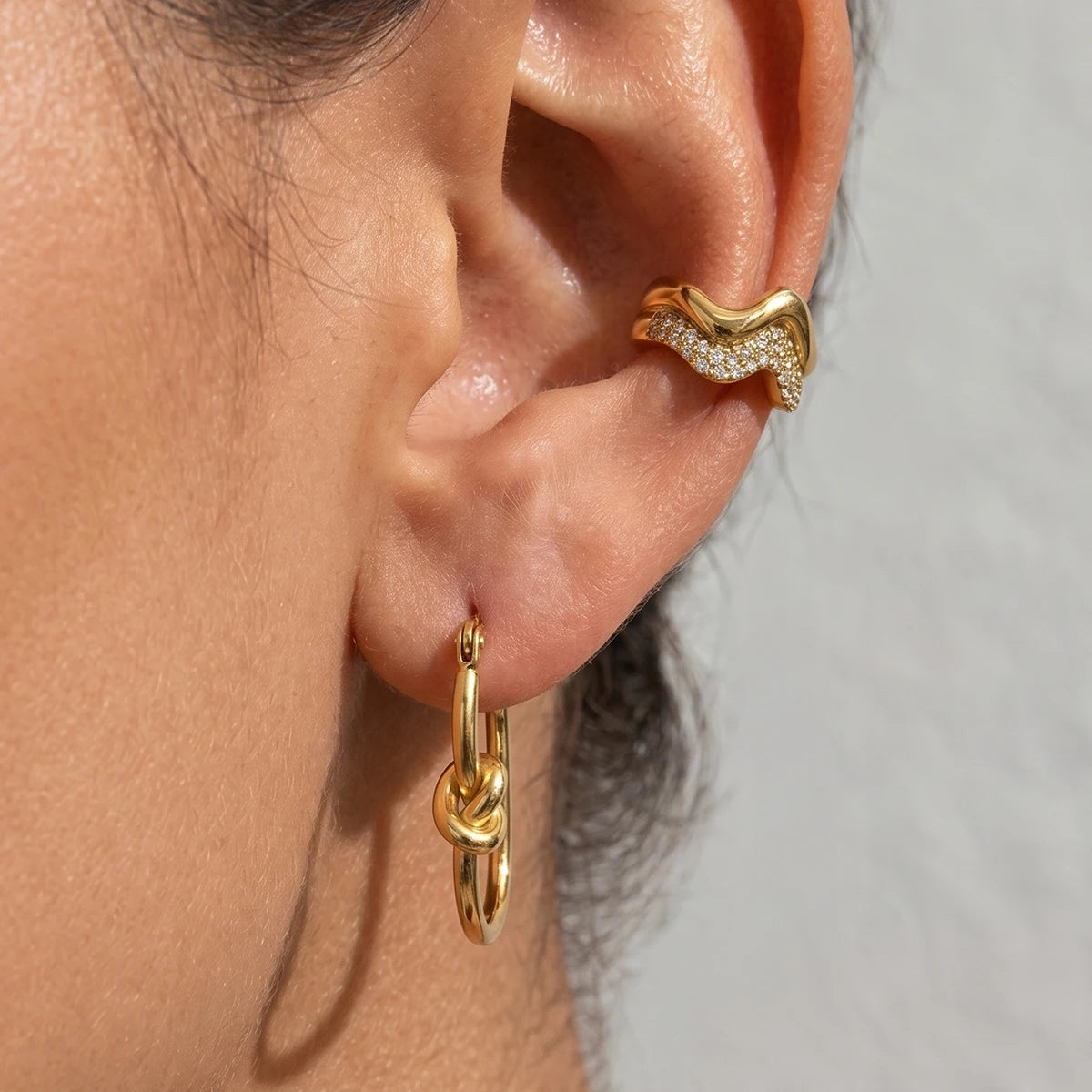 KIKA Iced Out Crystal Wave Shape Non-piercing Ear Clips PVD Plated Stainless Steel 316L