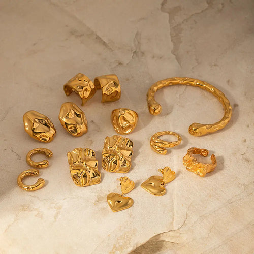 Irregular Square Hammer Heart Earrings