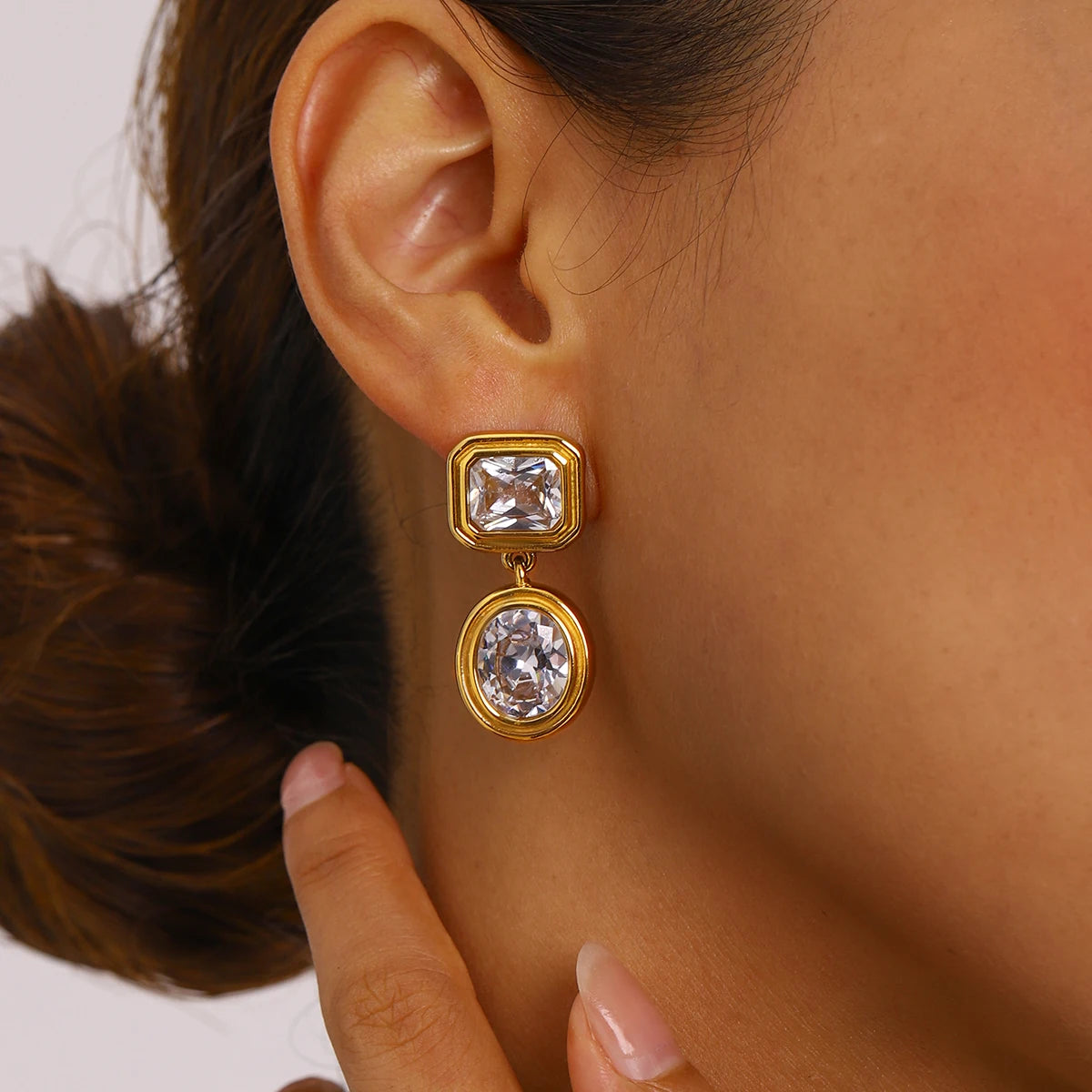 Retro Green Color Zircon Geometric Earrings