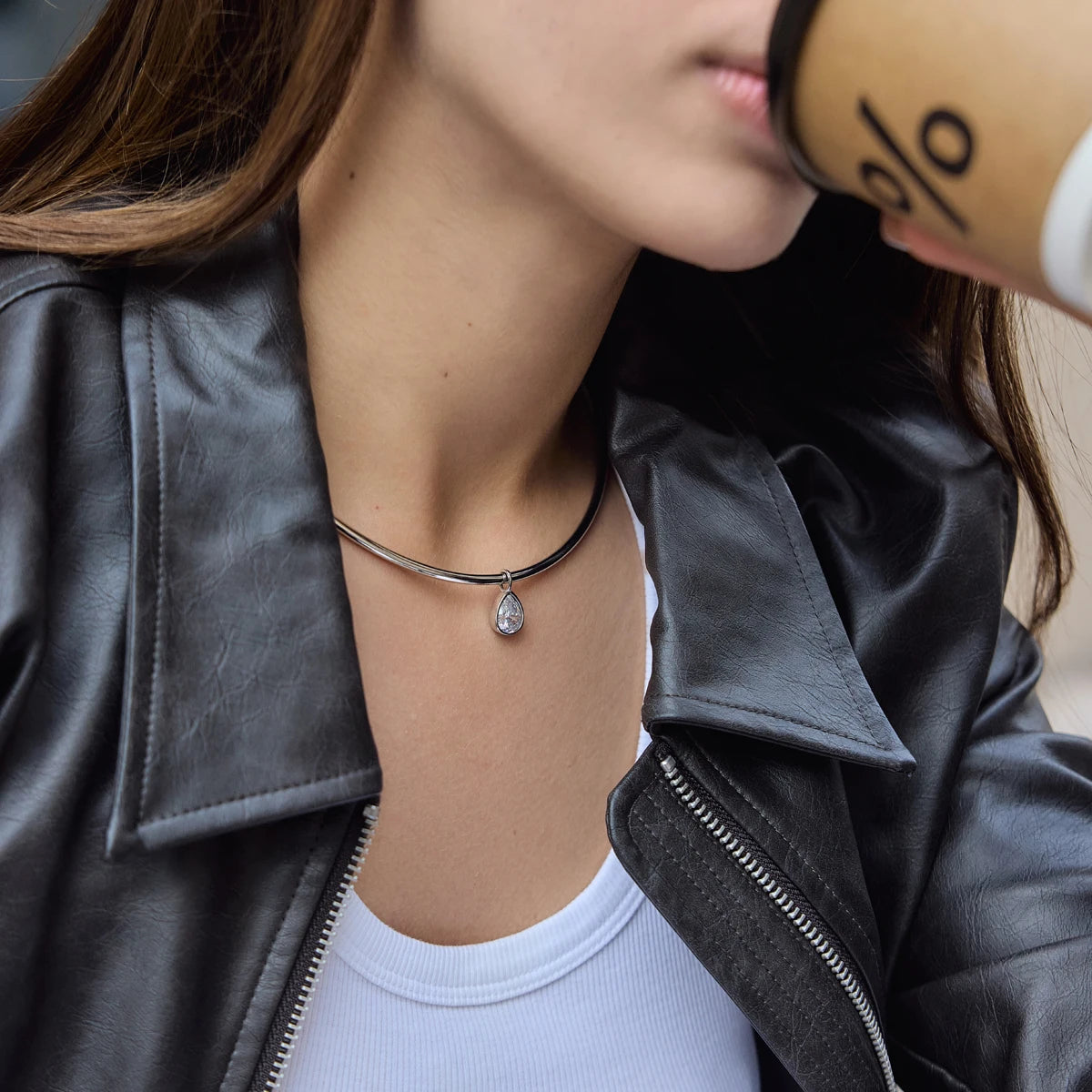 Kika Delicate Geometric Zircon Pendant Torques Necklace