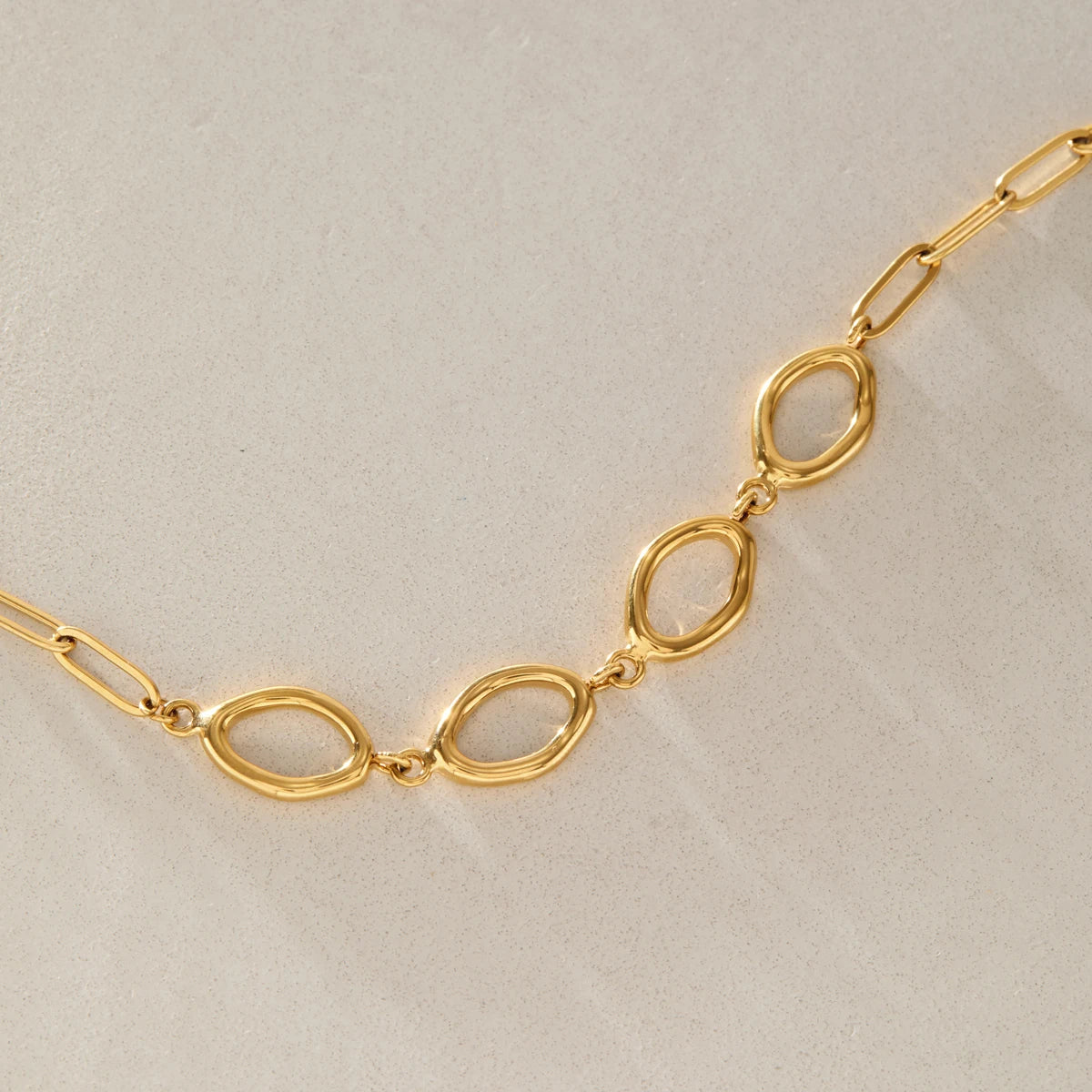 KIKA Classic Geometric Hollow Chain Bracelet For Women Minimalist 18K Gold PVD Plated Stainless Steel Bracelet Fashion Jewelry