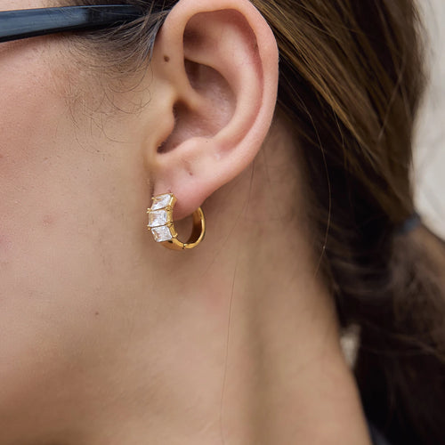 KIKA Delicate Rectangle Zircon Clip Earrings