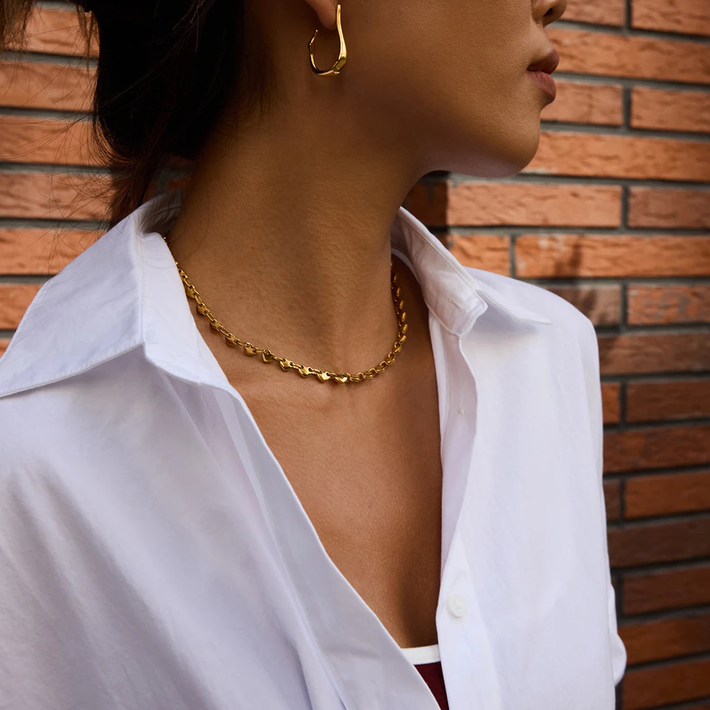 Classic 18K Gold Color Plated Stainless Steel Heart-Shaped Buckle Necklace