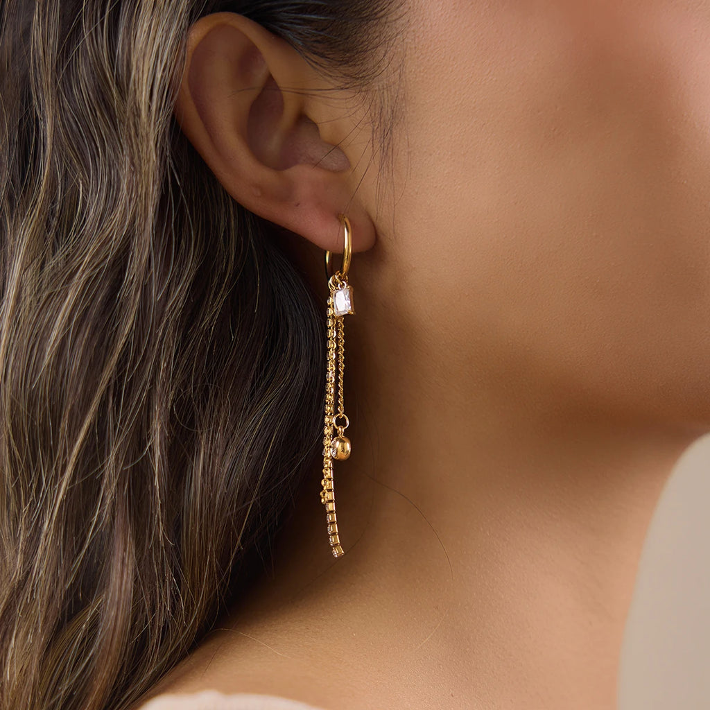 Kika Delicate White Rhinestone Chain Square Zircon Tassel Earrings m