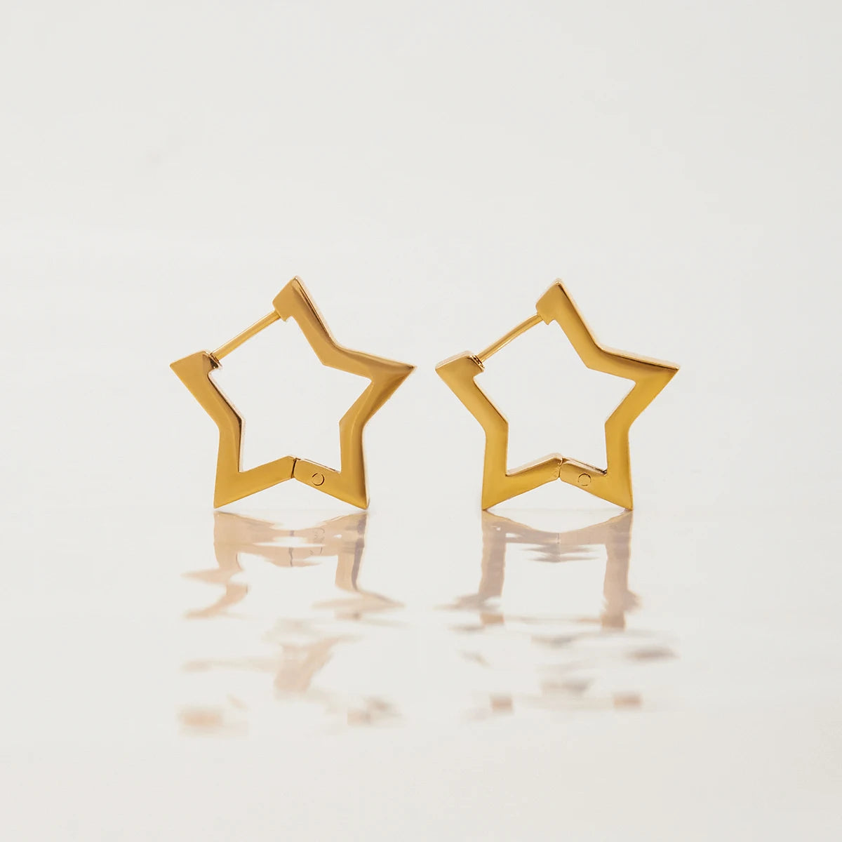 Smooth Heart Shaped Pentagram Earrings