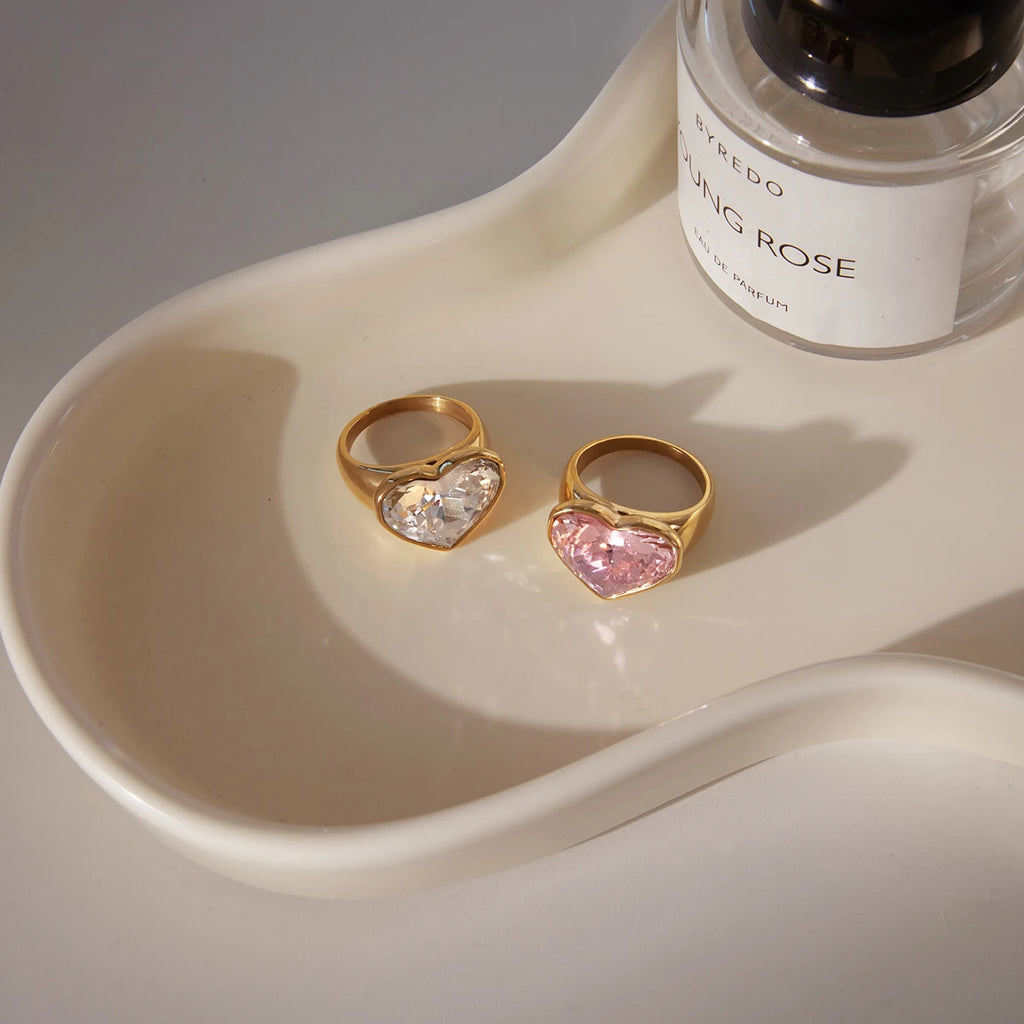 Kika Big Heart-Shaped Zircon Ring