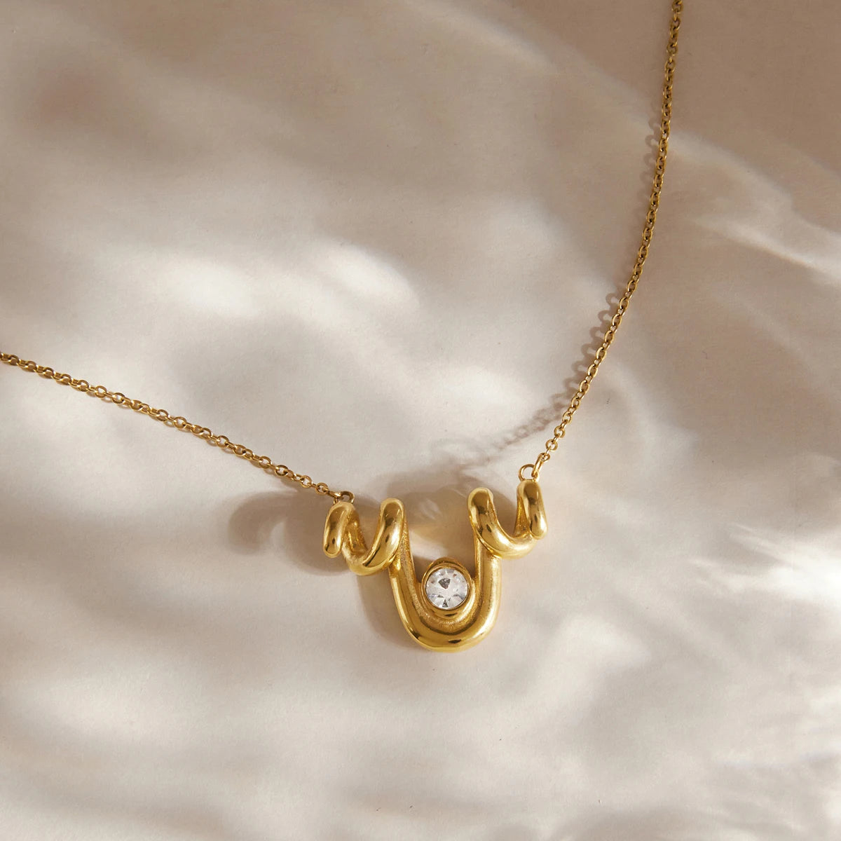 Kika Classic Spiral Shape Pendant Necklace Stainless Steel Necklace 316L