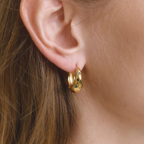 Earring With White Rhinestone