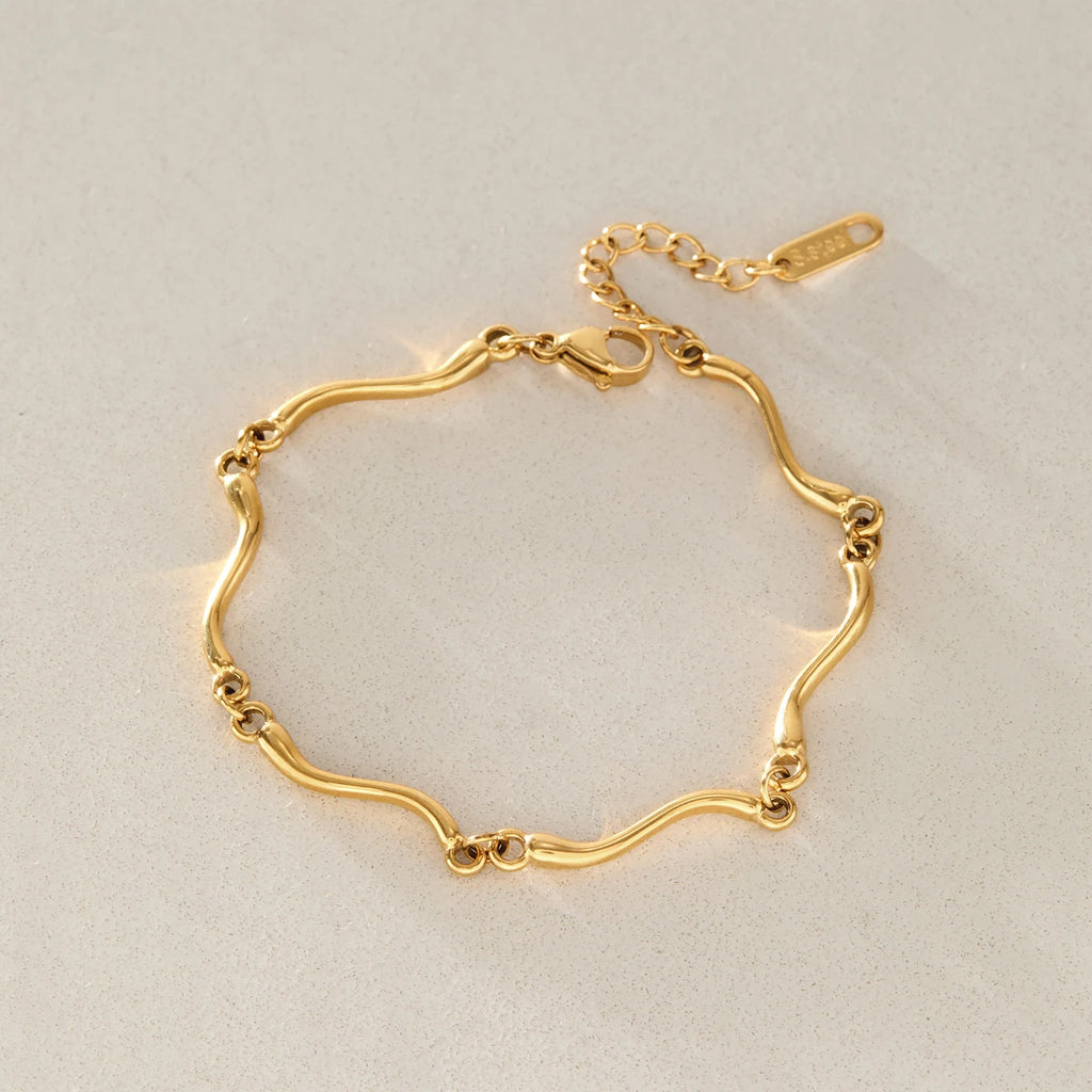 KIKA Classic Wave Shape Chain Bracelet For Women Minimalist 18K Gold PVD Plated Stainless Steel Bracelet Fashion Jewelry Gift