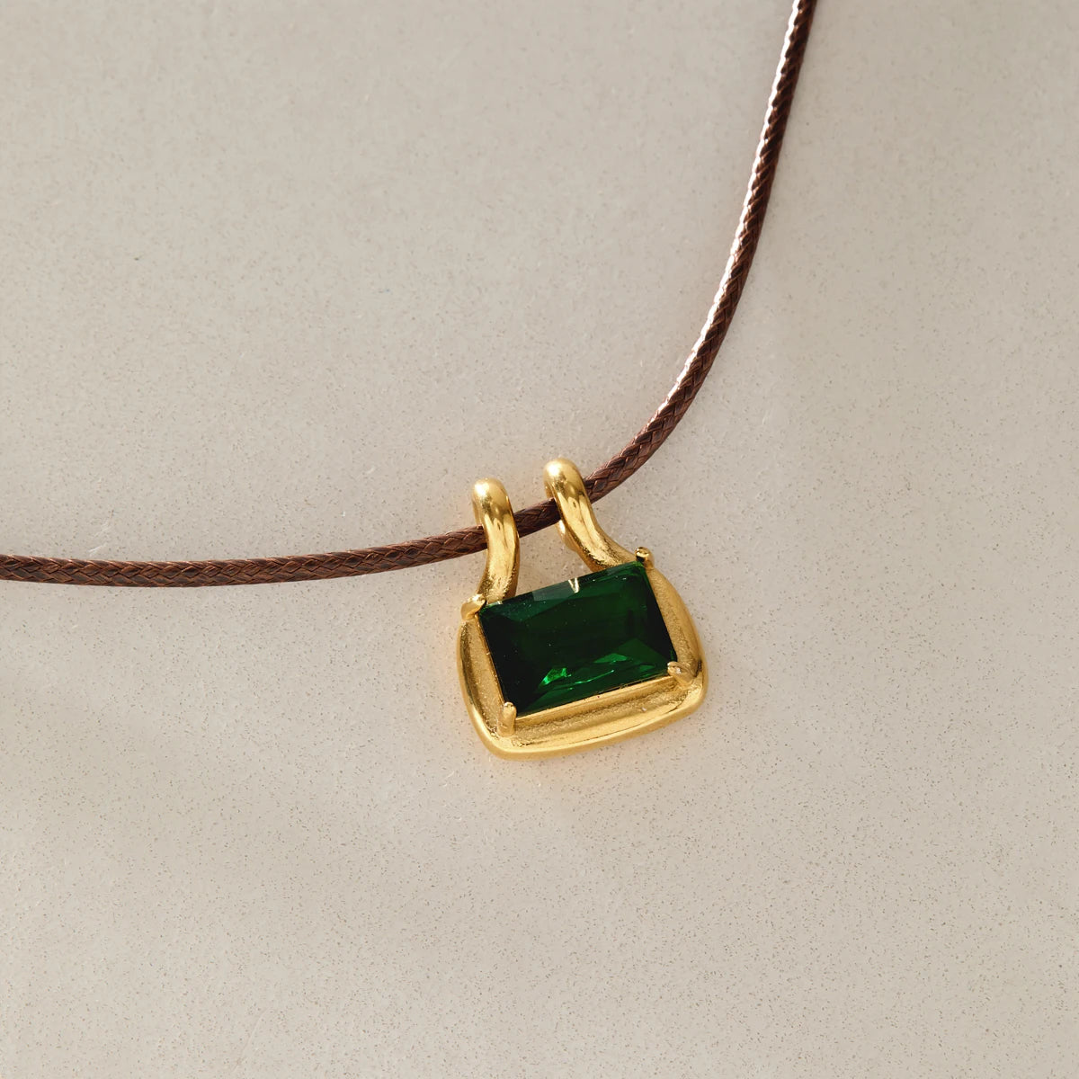 KIKA Elegant Green Zircon Pendant Rope Chain Necklace For Women 18K Gold PVD Plated Stainless Steel Necklace Fashion Jewelry