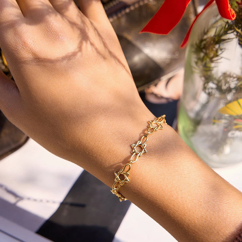 KIKA Classic Hollowed-Out Five-Pointed Star Bracelet For Women Delicate 18K GoldPVD Plated Stainless Steel 316L Layer Bracelets