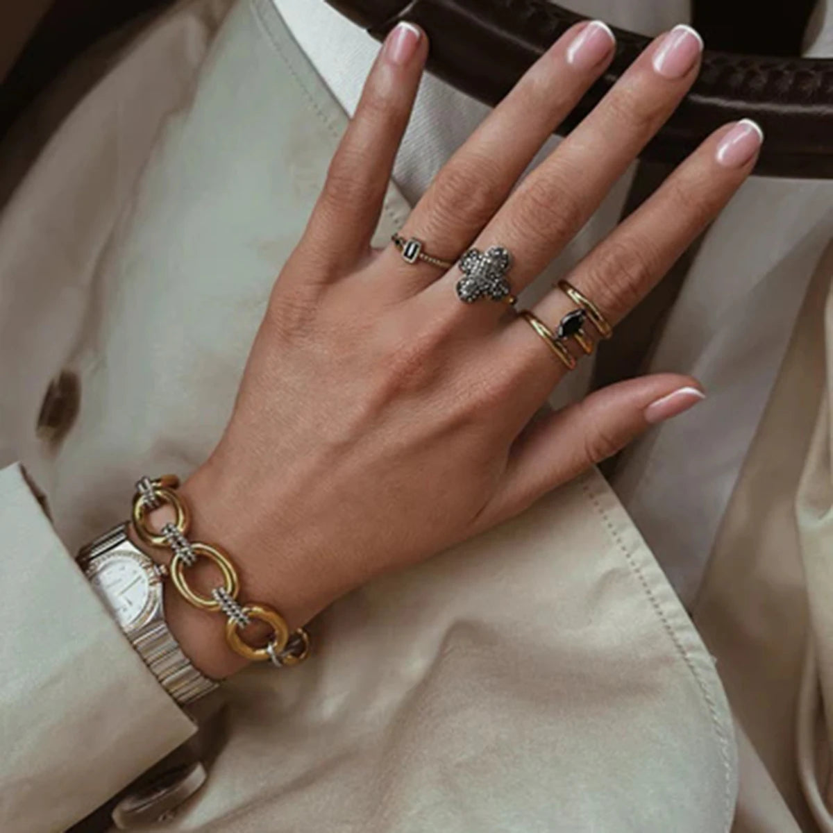 Caitlyn Minimalist Chain Bracelet