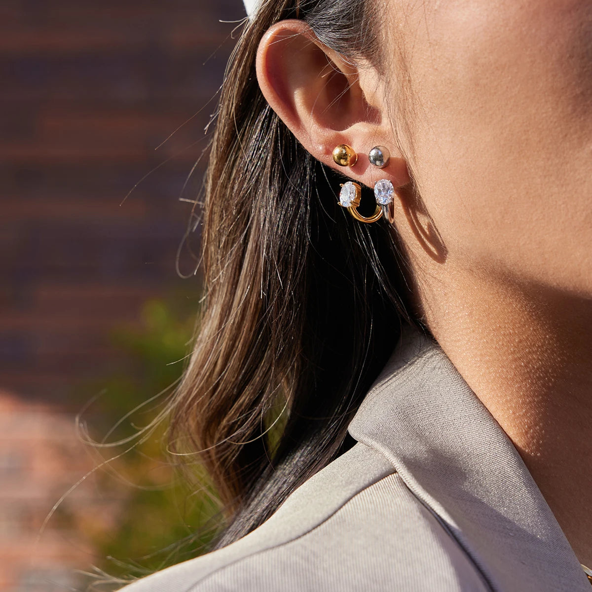 Kika White Oval Zircon C-Ring Earrings