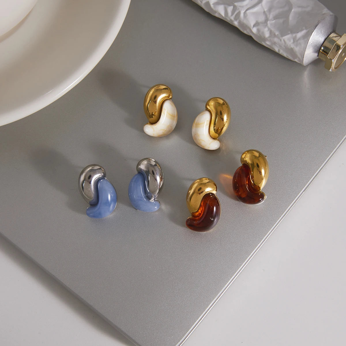 KIKA Classic Water Drop Resin Stud PVD 18K Gold Plated Stainless Steel 316L