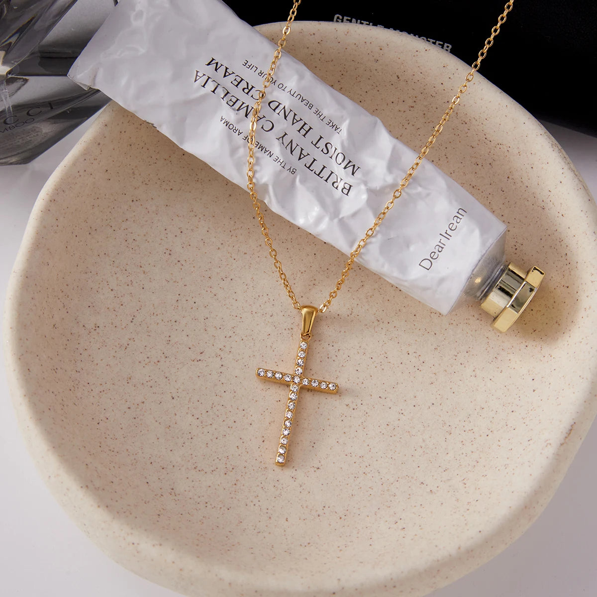 Kika Classic Fashion 18K Gold Color Plated Inlay White Zircon Cross Pendant Necklace