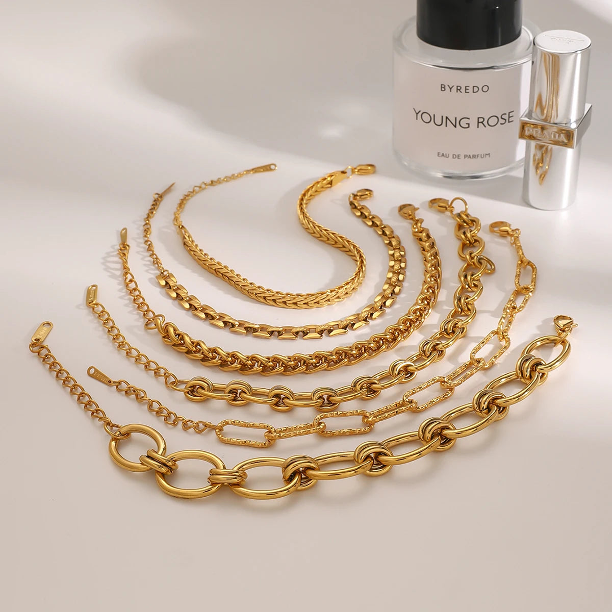 Kika Minimalist Stackable Chain Bracelet