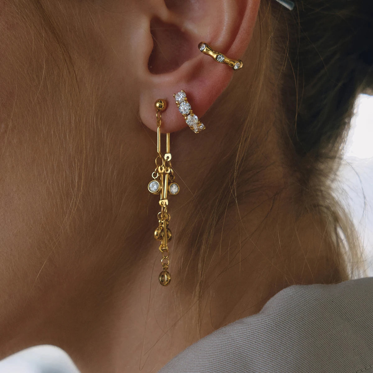 Classic White Zircons Chain Tassel Earring