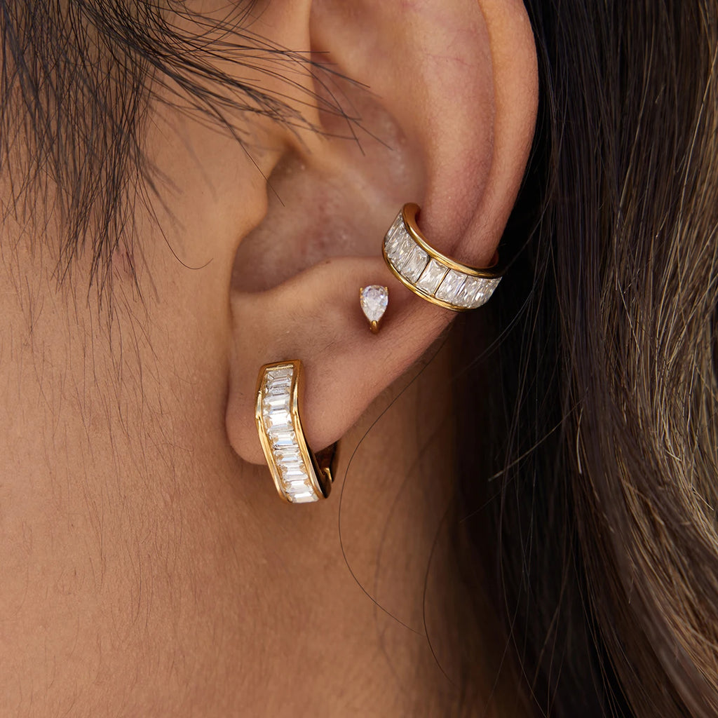 Kika Simple Classic White Square Water Rhinestone Geometric Irregular Earrings