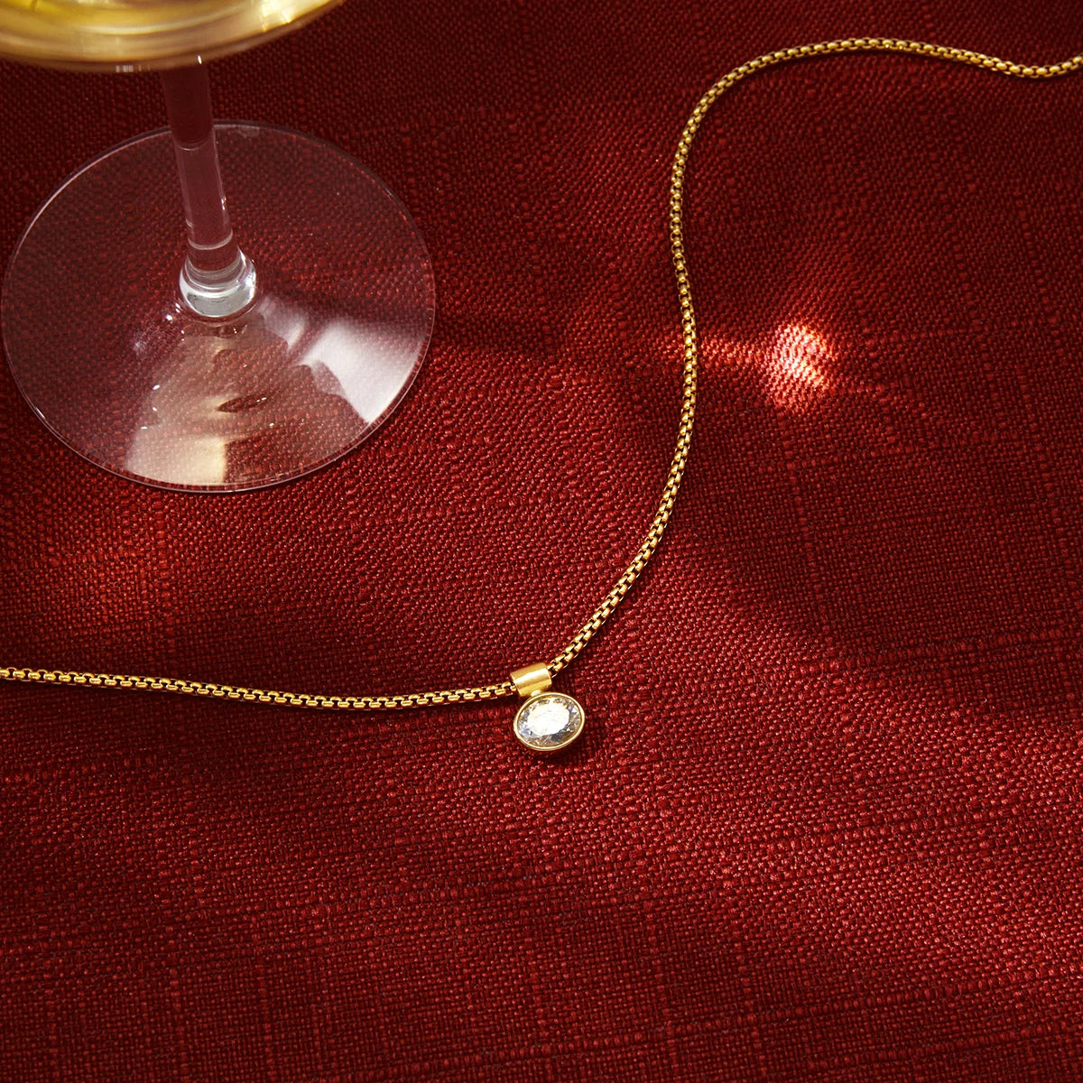 Classic White Egg-Shaped Zircon Pendant Necklace