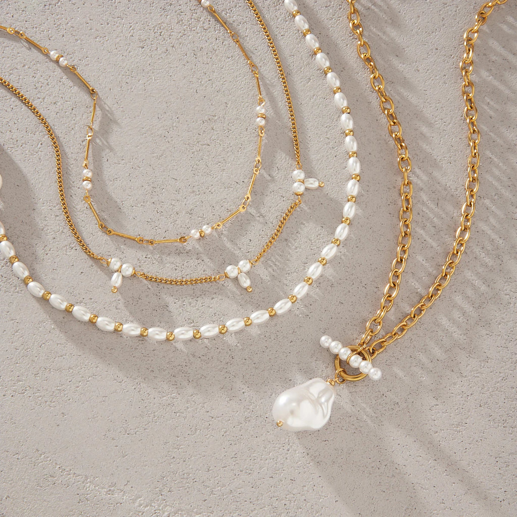 KIKA Elegant Imitation Pearl Necklace Minimalist 18K Gold PVD Plated Stainless Steel 316L