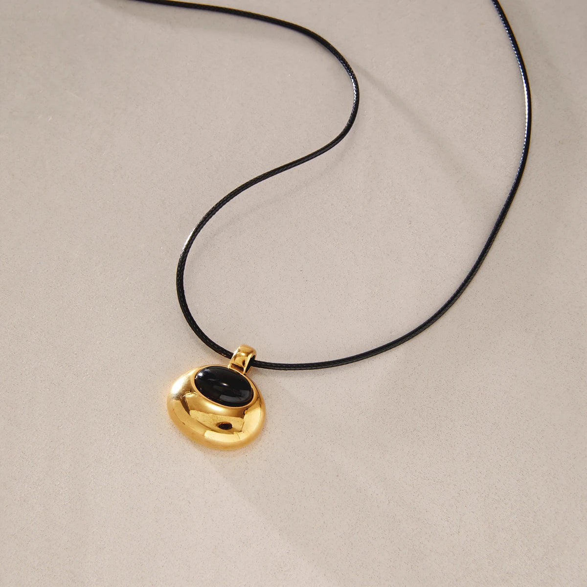KIKA Black Agate Stone Pendant Long Rope Chain Necklace For Women 18K Gold PVD Plated Stainless Steel Necklace Fashion Jewelry