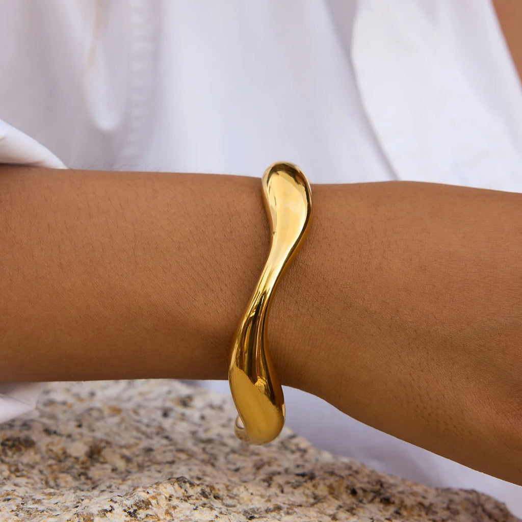 KIKA Minimalist Style Irregular Wave Shaped Bracelet 18K PVD Stainless Steel Gold Color Adjustable Bracelet Women's Jewelry