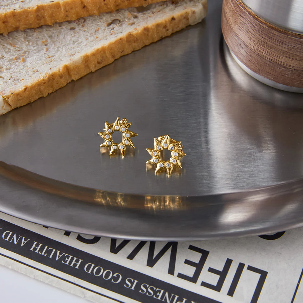KIKA Classic Minimalist 18K Gold Color PVD Plated Inlay White Rhinestone Sun Shape Ear Clip Hypoallergenic Stainless Steel 316L