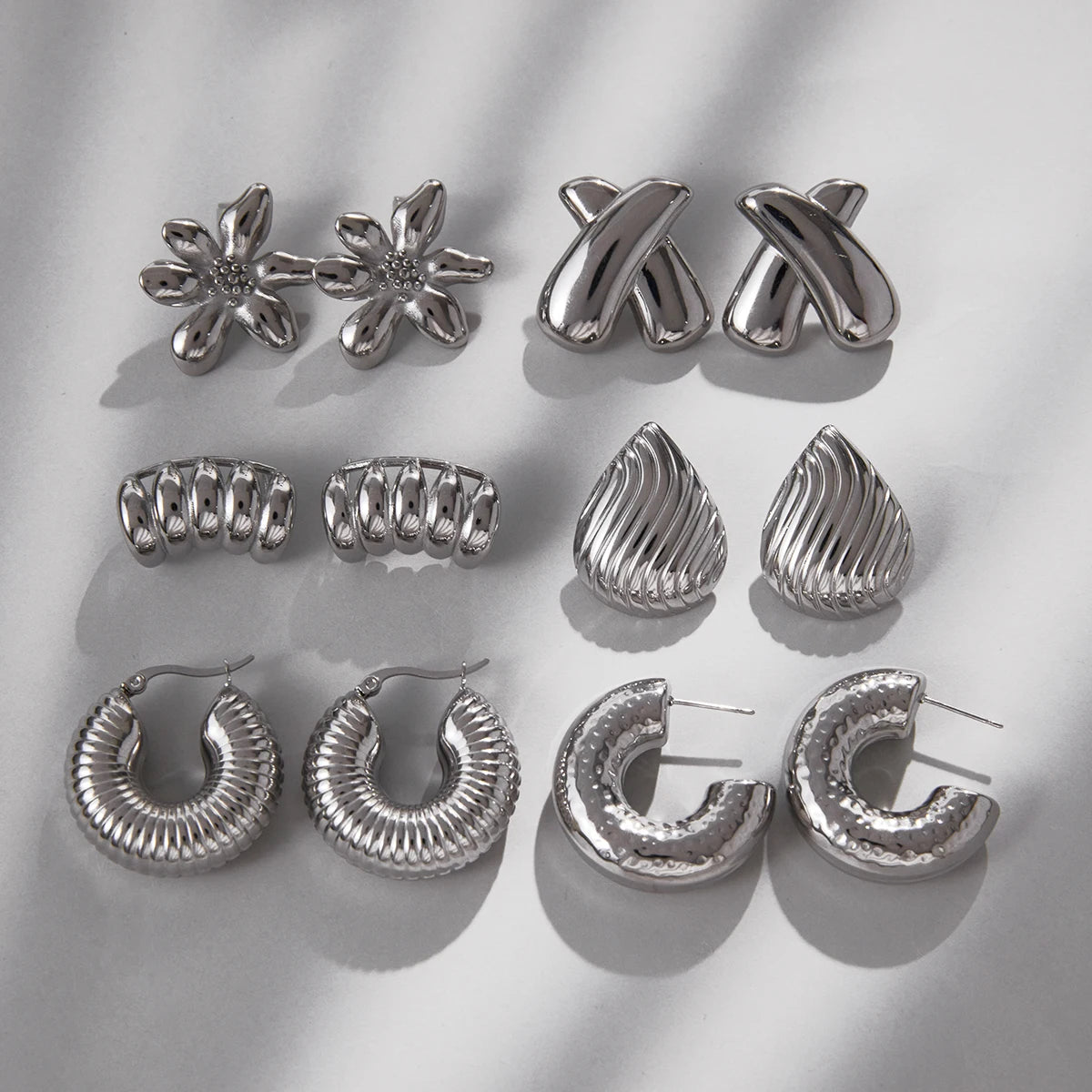 Striped Hollow Earrings Texture C