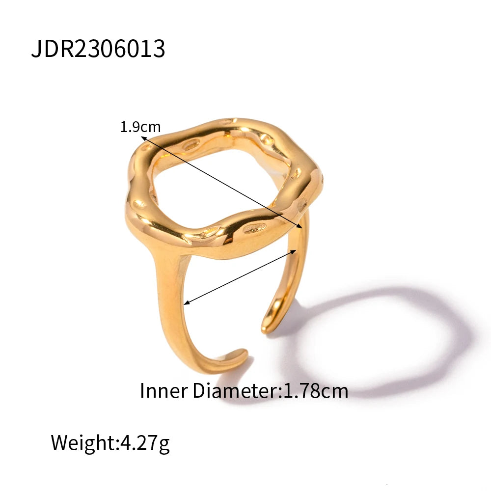 Zircon High Polished Geometric Round Chunky  Rings