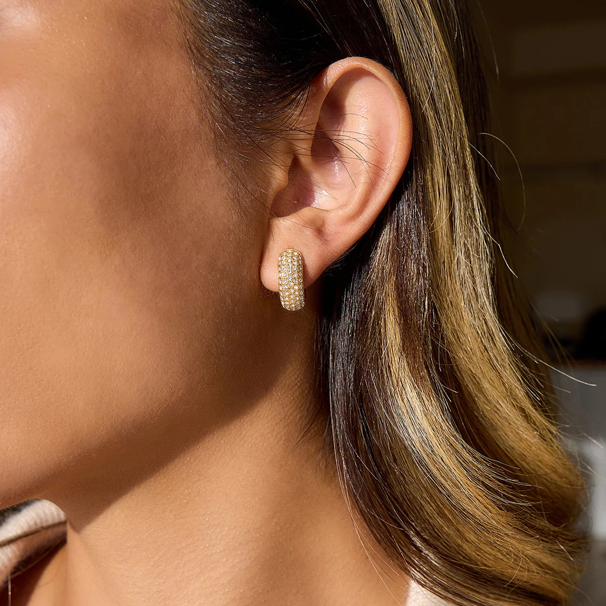 Kika U-shaped Earring With White Rhinestones Earrings