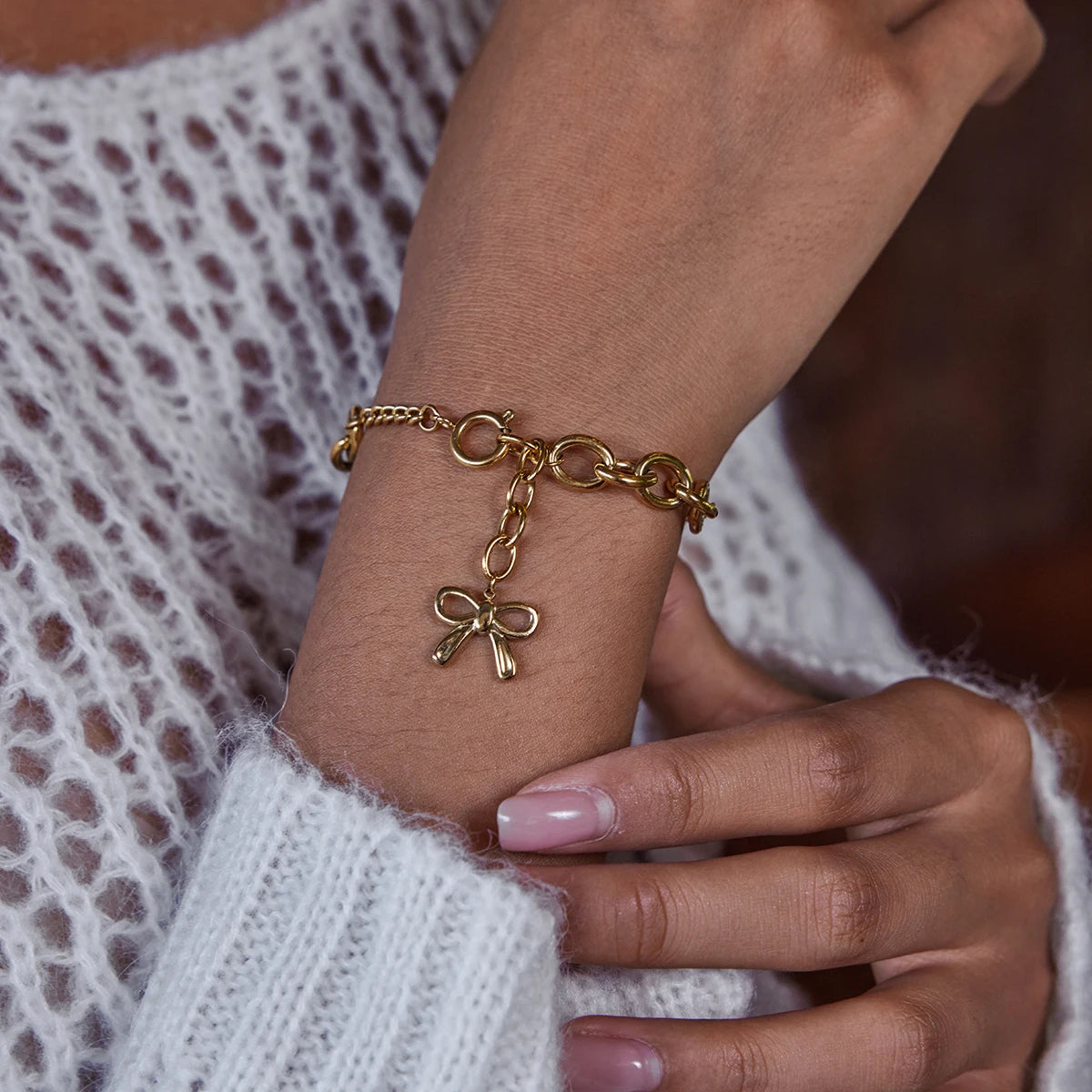 Kika Minimalist Classic 18K Gold Color Plated Bowknot Pendant Glass Pearl Bracelet Waterproof Stainless Steel