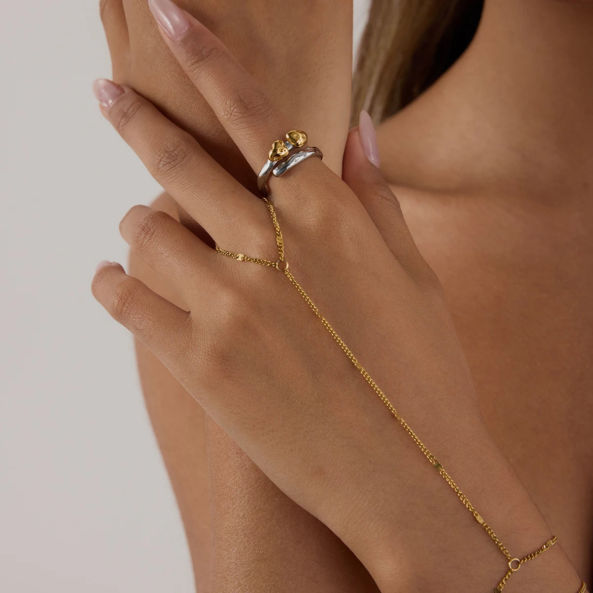 Minimalist Stainless Steel Two tone Line Heart Shaped Ring